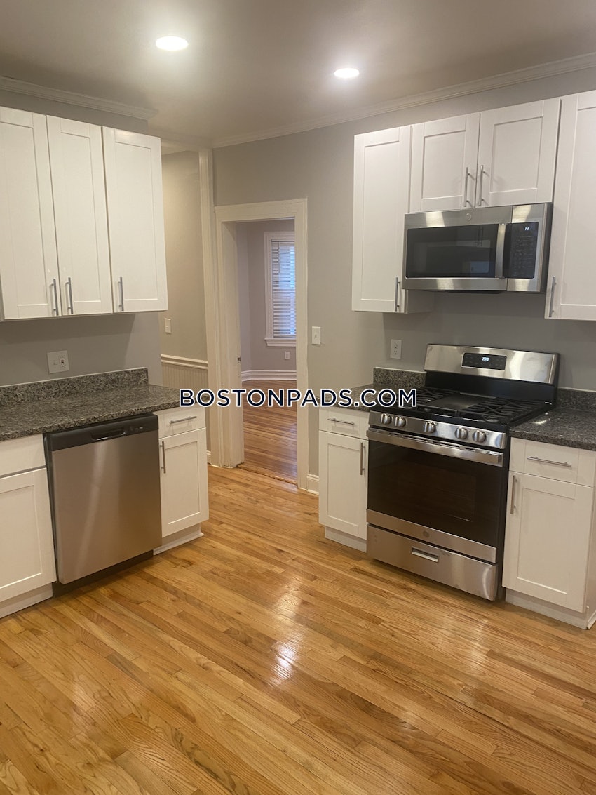 BOSTON - DORCHESTER - UPHAMS CORNER - 4 Beds, 1 Bath - Image 100
