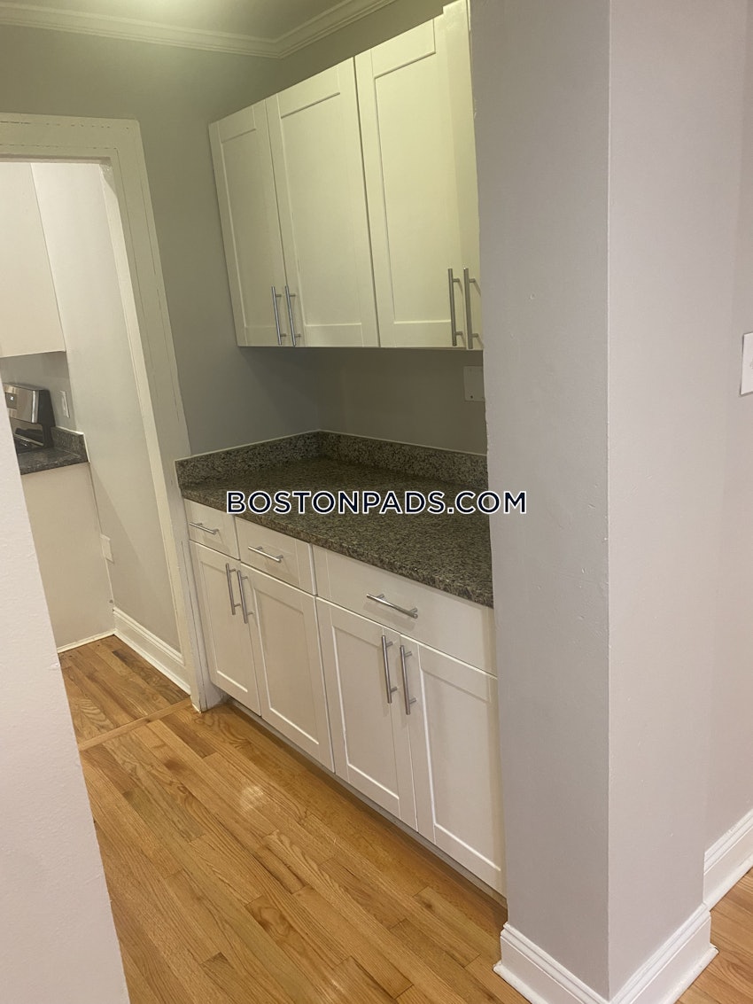 BOSTON - DORCHESTER - UPHAMS CORNER - 4 Beds, 1 Bath - Image 99