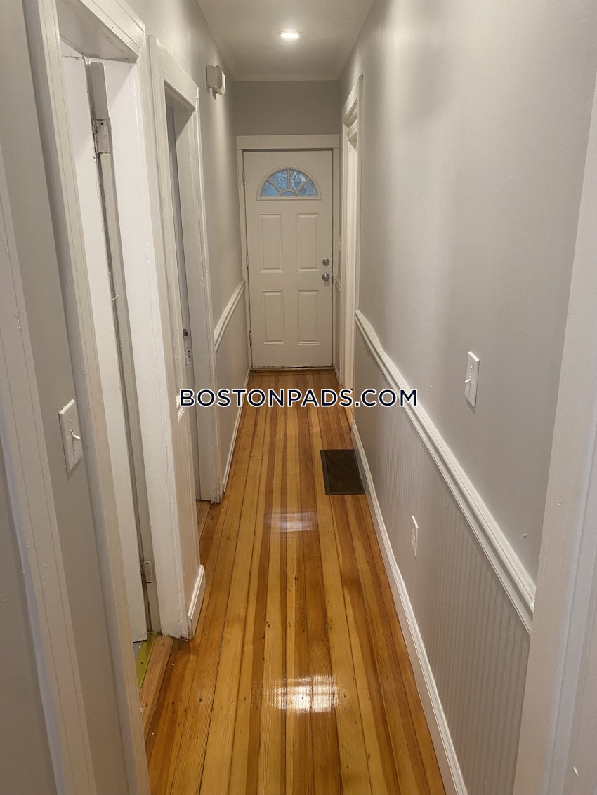 BOSTON - DORCHESTER - UPHAMS CORNER - 4 Beds, 1 Bath - Image 108