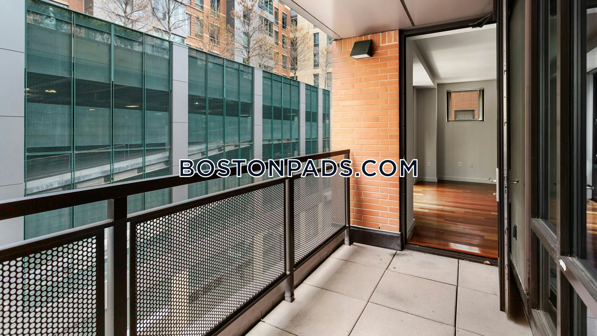 Boston - 2 Beds, 2 Baths