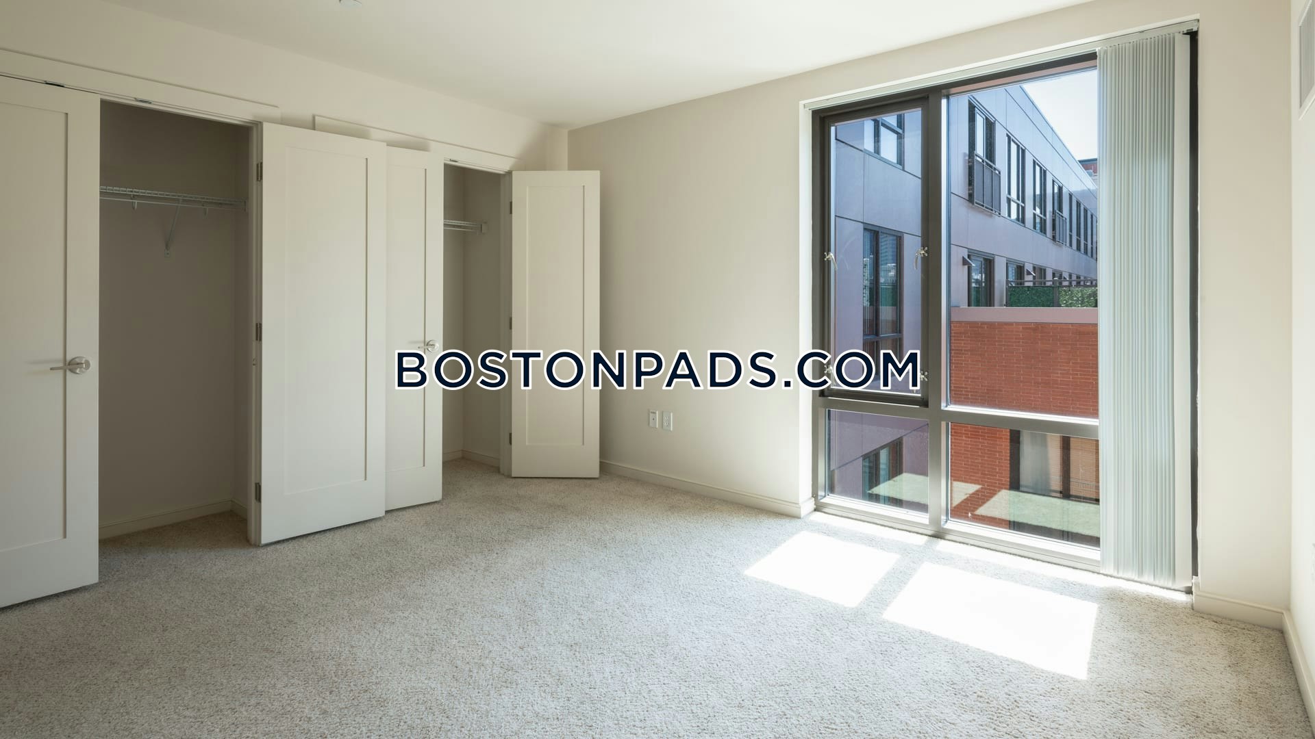 Boston - 2 Beds, 2 Baths