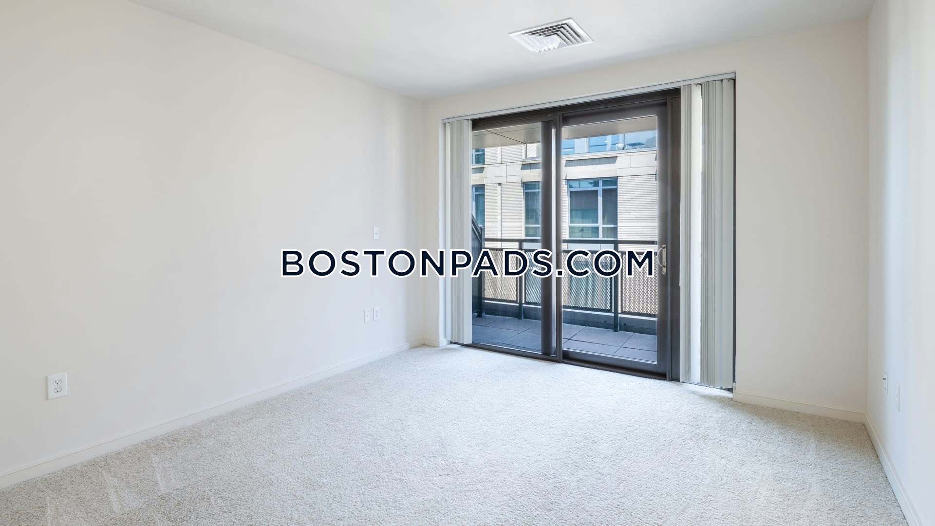 Boston - 2 Beds, 2 Baths