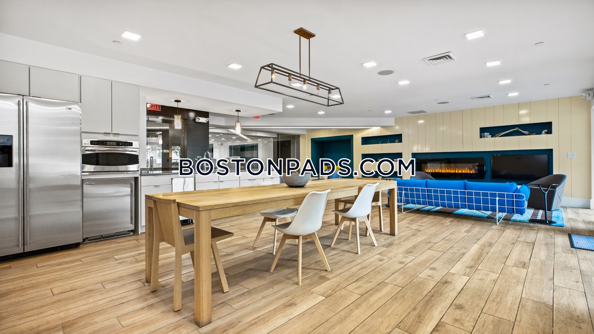 Chelsea - 0 Beds, 1 Baths