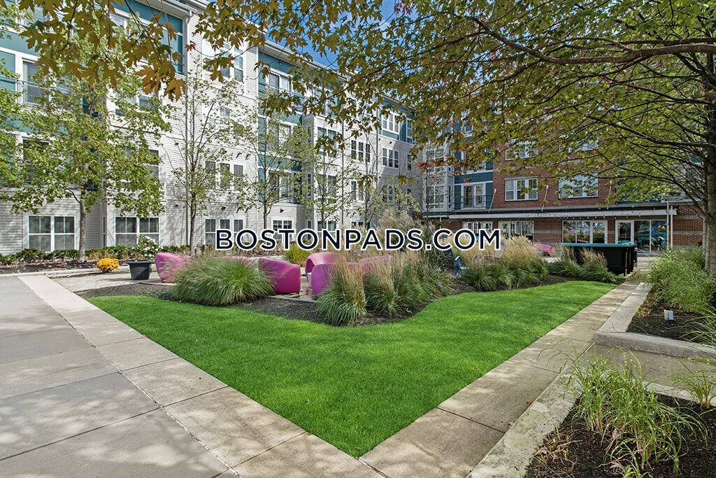 Chelsea - 0 Beds, 1 Baths