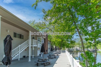 Beacon St. Burlington