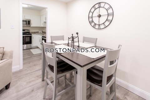 Beacon St. Burlington photo 10