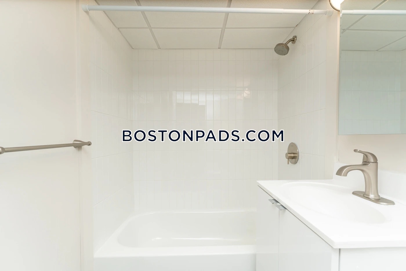 Boston - 2 Beds, 1 Baths