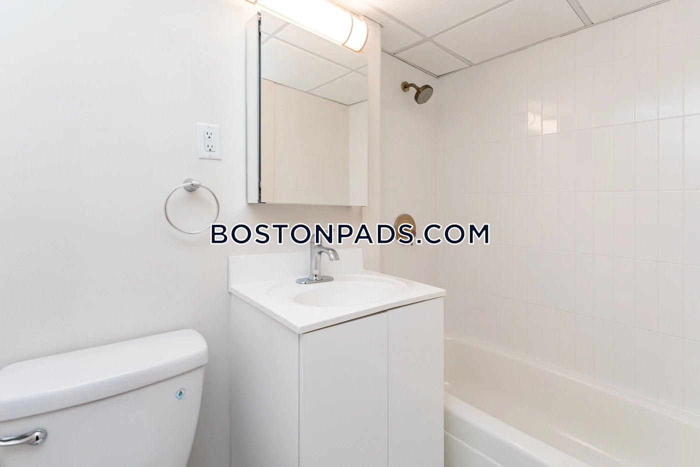 Boston - 2 Beds, 1 Baths
