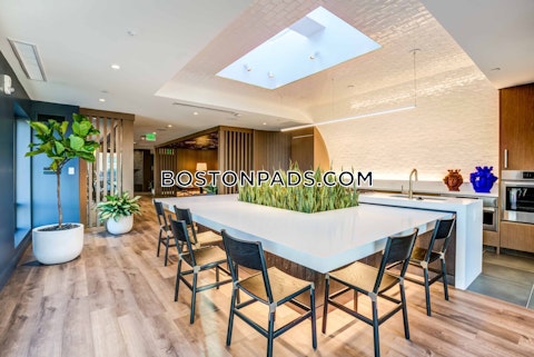 Beacon St. Boston photo 32