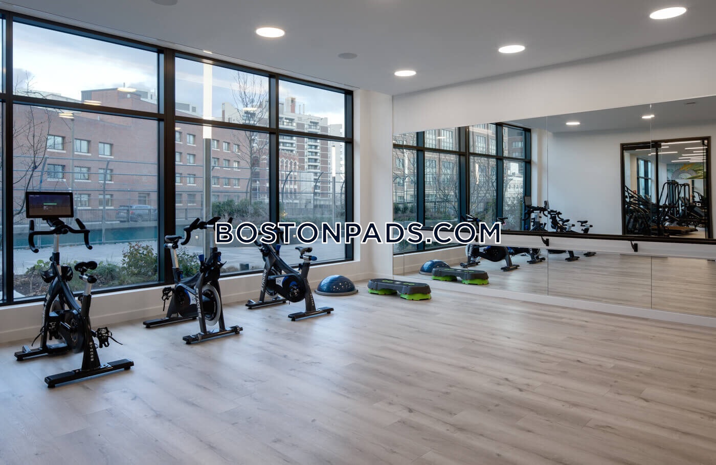 Boston - 1 Beds, 1 Baths