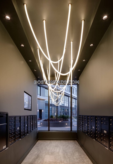 Beacon St. Boston photo 34