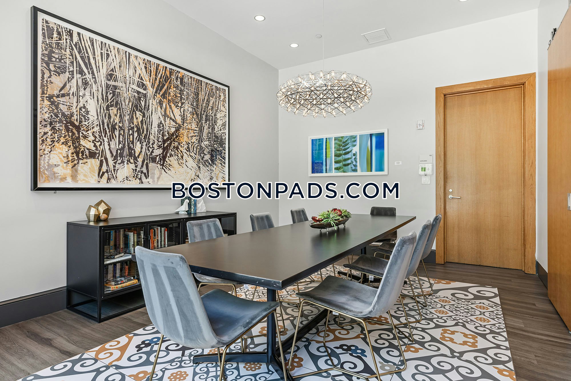 Boston - 1 Beds, 1 Baths