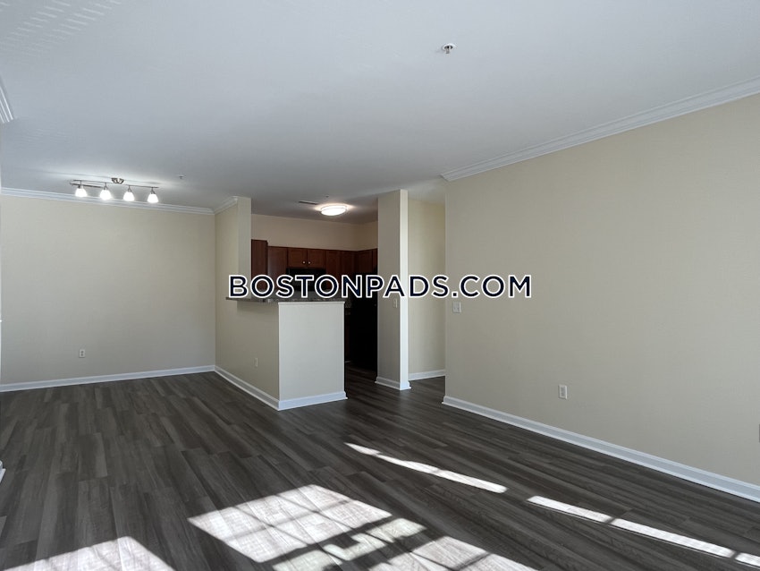 ANDOVER - 2 Beds, 2 Baths - Image 11