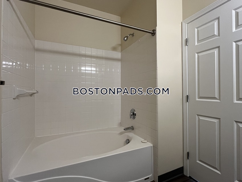 ANDOVER - 2 Beds, 2 Baths - Image 28