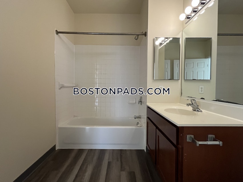 ANDOVER - 2 Beds, 2 Baths - Image 5