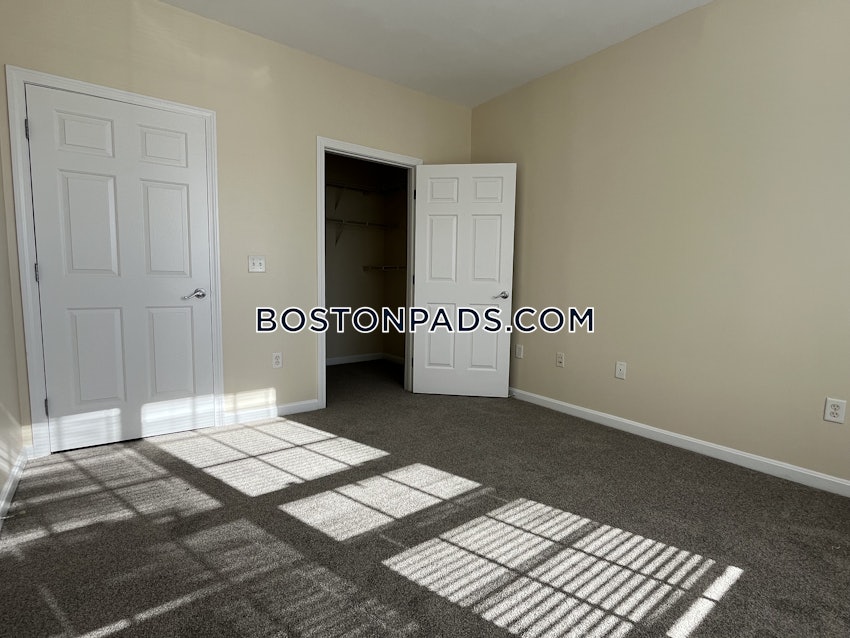 ANDOVER - 2 Beds, 2 Baths - Image 3