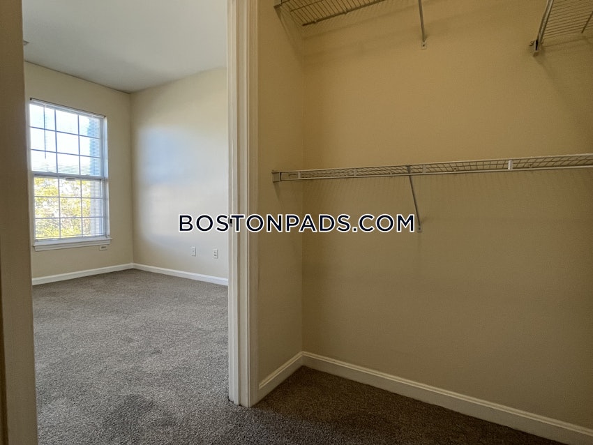ANDOVER - 2 Beds, 2 Baths - Image 21