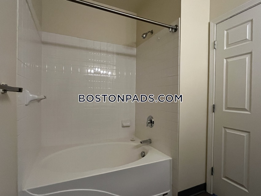 ANDOVER - 2 Beds, 2 Baths - Image 30