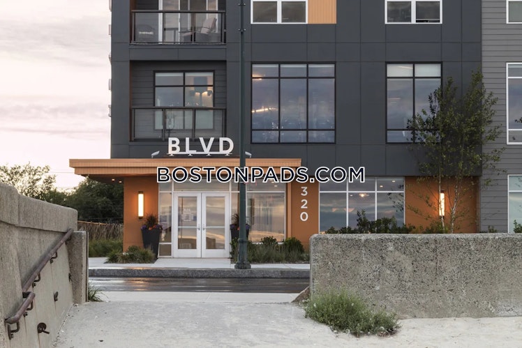 Revere Beach Boulevard, Revere