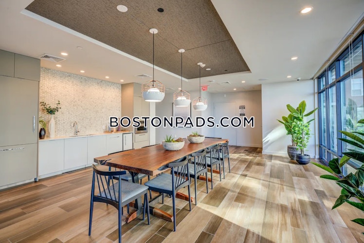 Revere Beach Boulevard, Revere