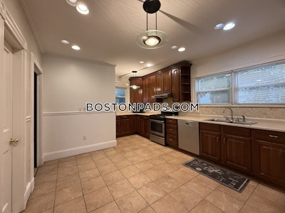 Dorchester 10 bedroom 4 baths in BOSTON Boston - $9,000 No Fee