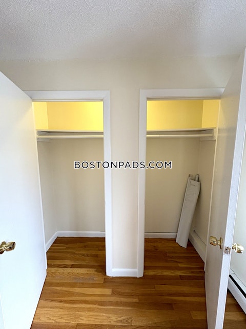 Dustin St. Boston photo 7