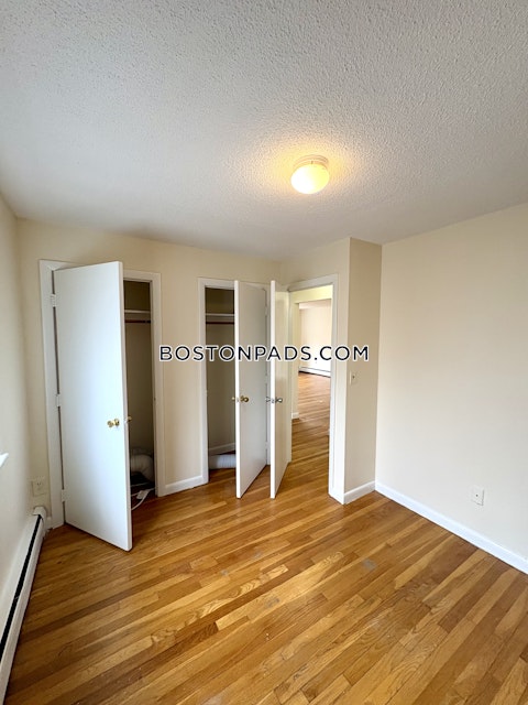 Dustin St. Boston photo 14