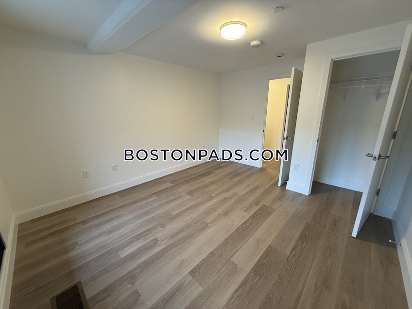 Boston - $3,900+ /month