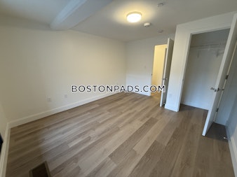 Commonwealth Ave. Boston