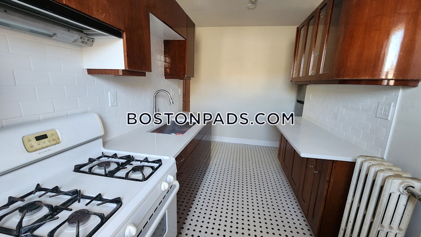 BOSTON - BRIGHTON - CLEVELAND CIRCLE - 2 Beds, 1 Bath - Image 4