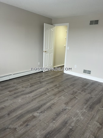 North Main St. Fall River