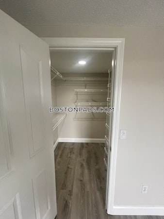 North Main St. Fall River