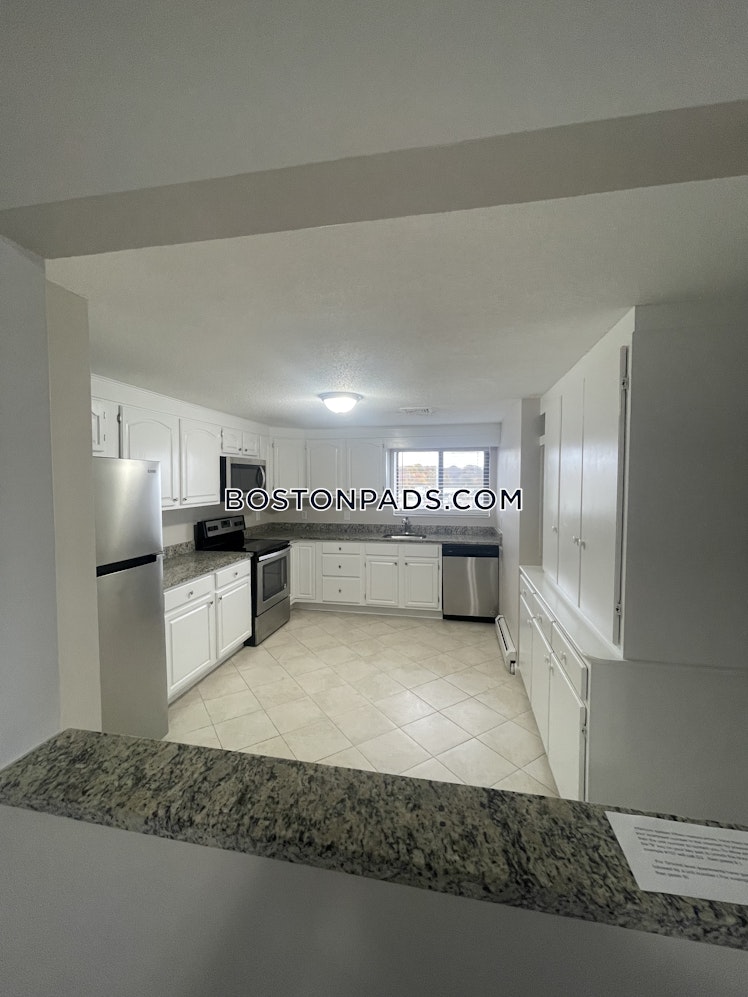 North Main St., Fall River