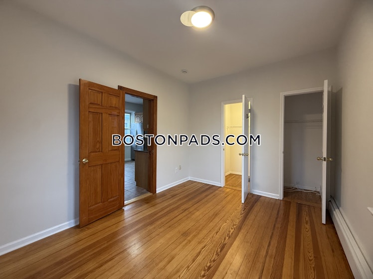 Litchfield St., Boston