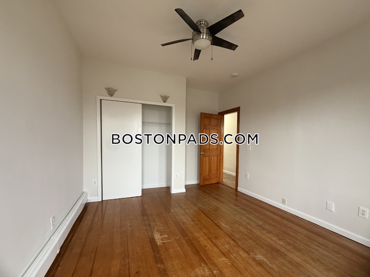 Litchfield St., Boston