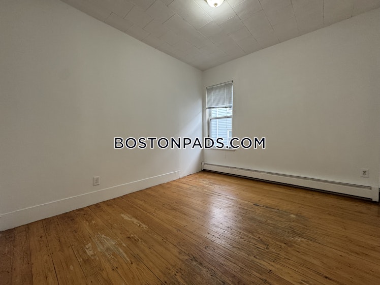 Torpie St., Roxbury Crossing