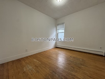 Torpie St. Roxbury Crossing