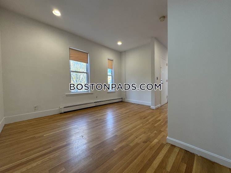 Torpie St., Roxbury Crossing