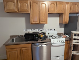 Commonwealth Ave. Boston