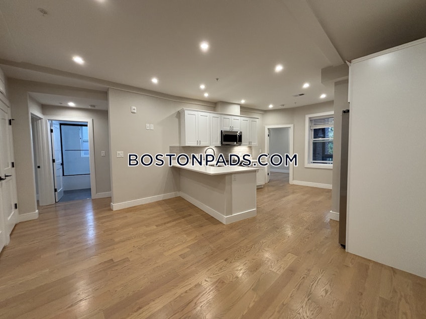 Boston - $5,695+ /month