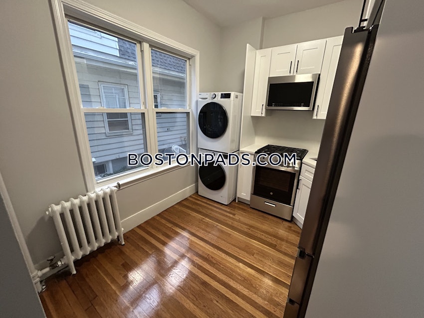 CAMBRIDGE - HARVARD SQUARE - Studio , 1 Bath - Image 3