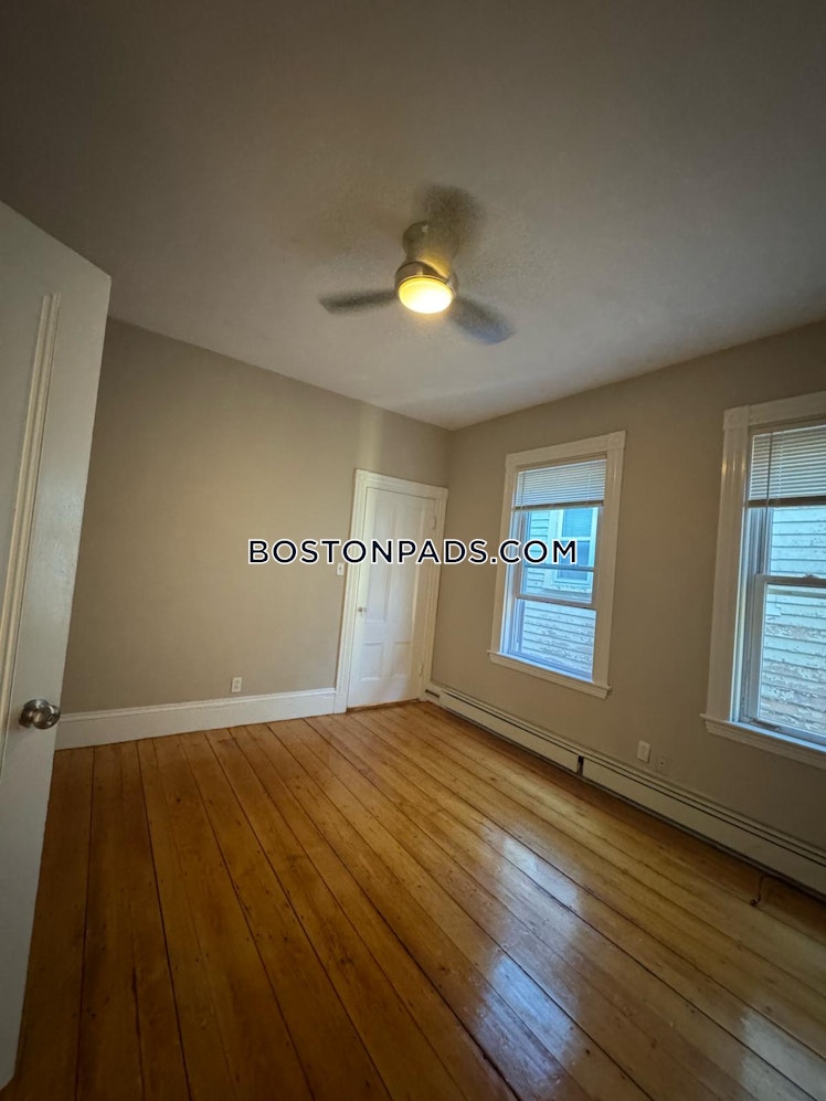 Calumet St., Roxbury Crossing