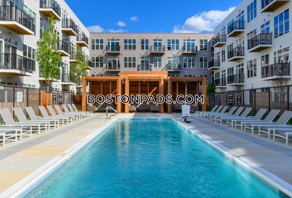 Revere Beach Pkwy Everett