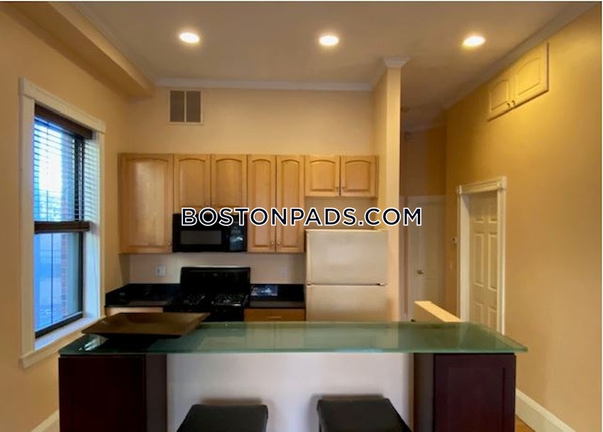 BOSTON - SOUTH END - 2 Beds, 1 Bath - Image 2