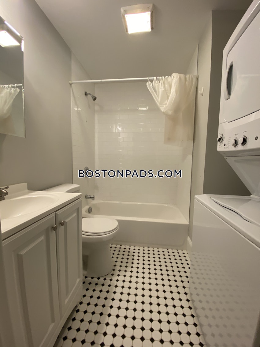 BOSTON - EAST BOSTON - BREMEN ST. PARK/AIRPORT STATION - 5 Beds, 2 Baths - Image 15