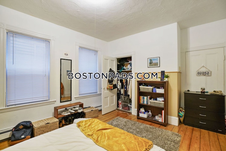 Calumet St., Roxbury Crossing