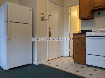 Wait St. Roxbury Crossing