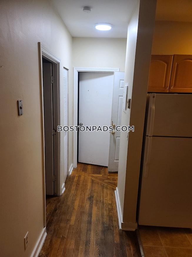 Boston - $2,995+ /mo