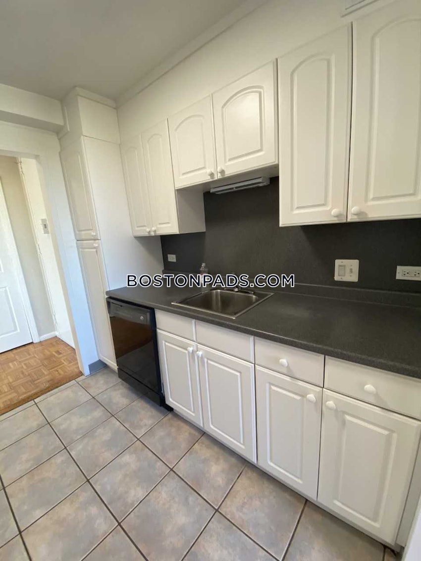 BROOKLINE- WASHINGTON SQUARE - 2 Beds, 2 Baths - Image 1