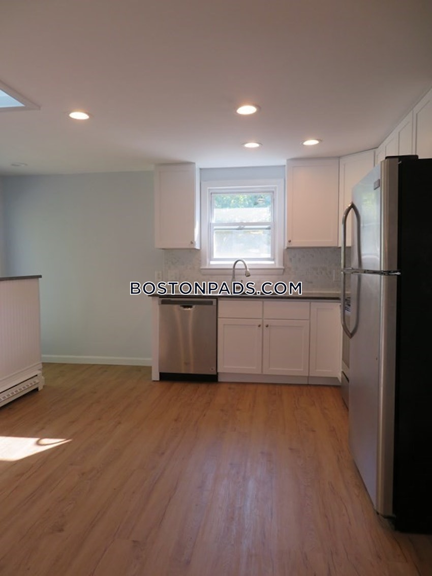 BOSTON - BRIGHTON - OAK SQUARE - 3 Beds, 2 Baths - Image 18